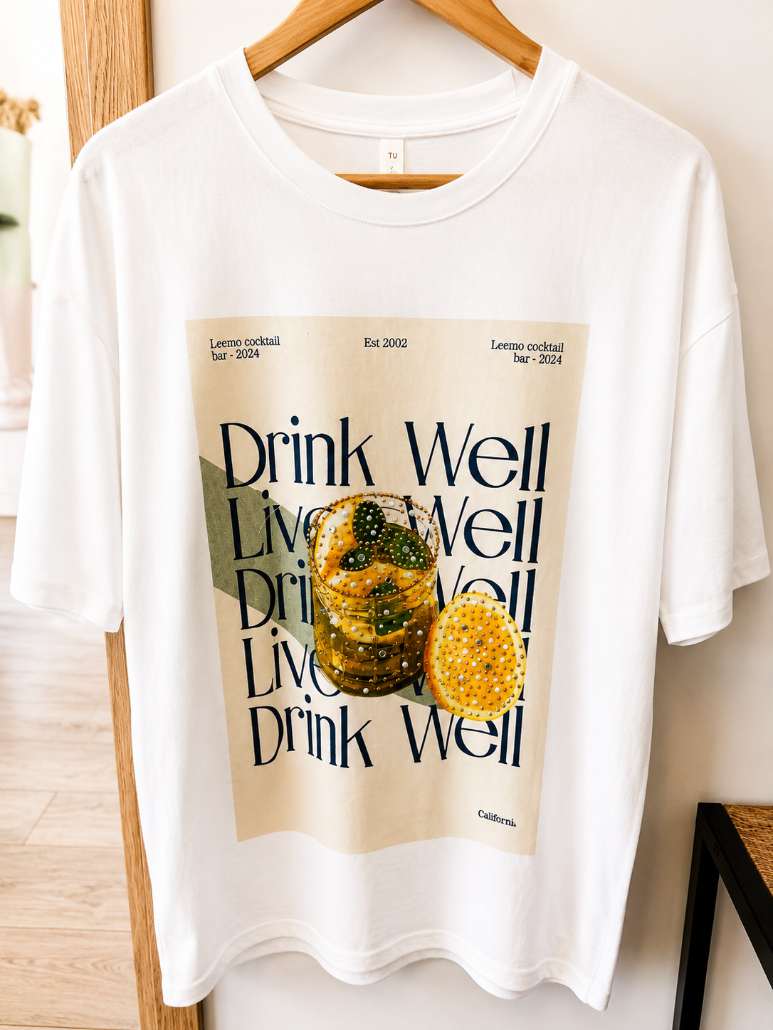 TEE shirt DRINK WELL